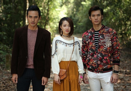 Mối tình tay ba giữa Nam, Hạ và Tùng (theo thứ tự từ trái sang) đang là tâm điểm của phim.