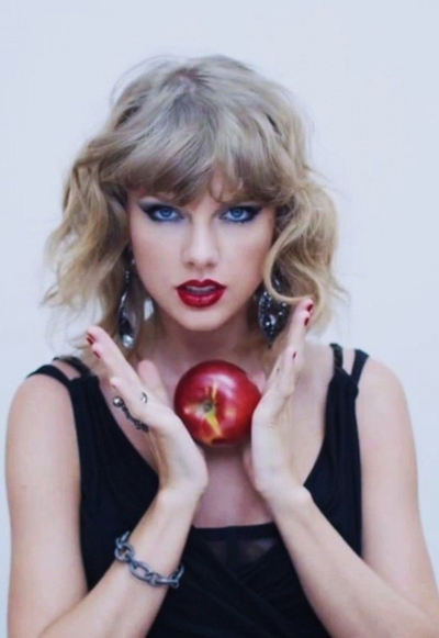 Taylor Swift nhiều năm có tên trong danh sách triệu phú trẻ tuổi của Forbes.