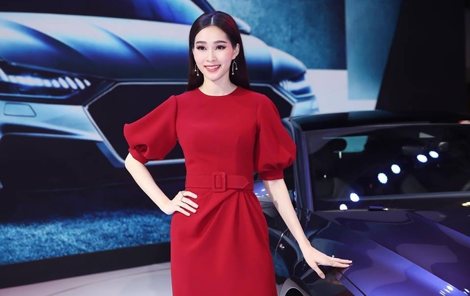 Hồ Ngọc Hà, Đặng Thu Thảo đối lập phong cách ở sự kiện