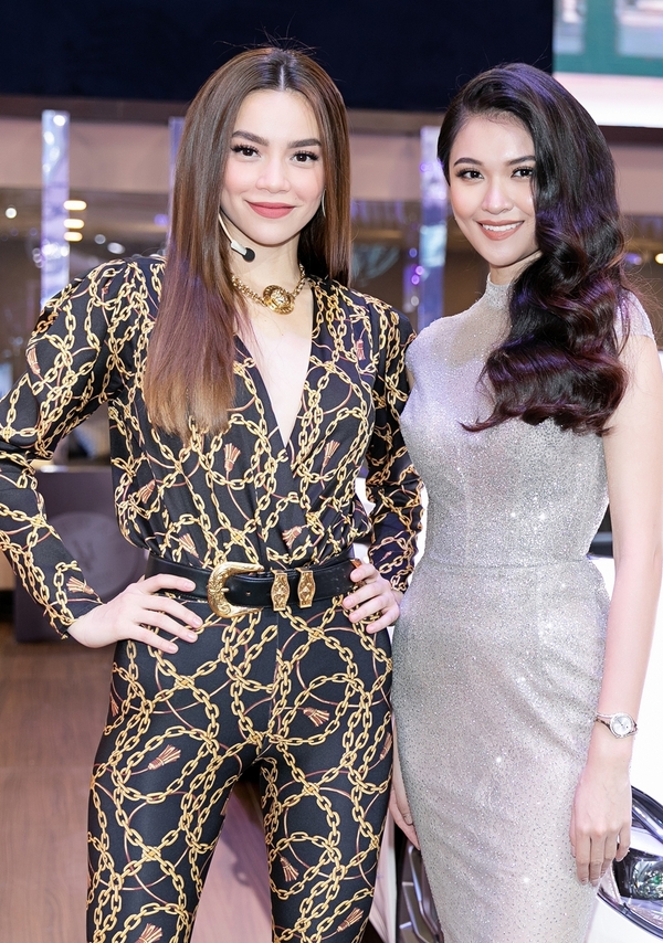 Hồ Ngọc Hà, Đặng Thu Thảo đối lập phong cách ở sự kiện