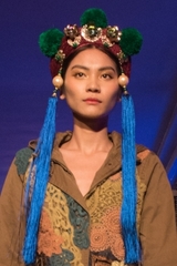 Nghệ thuật hát bội tạo điểm nhấn cho show thời trang ở Huế